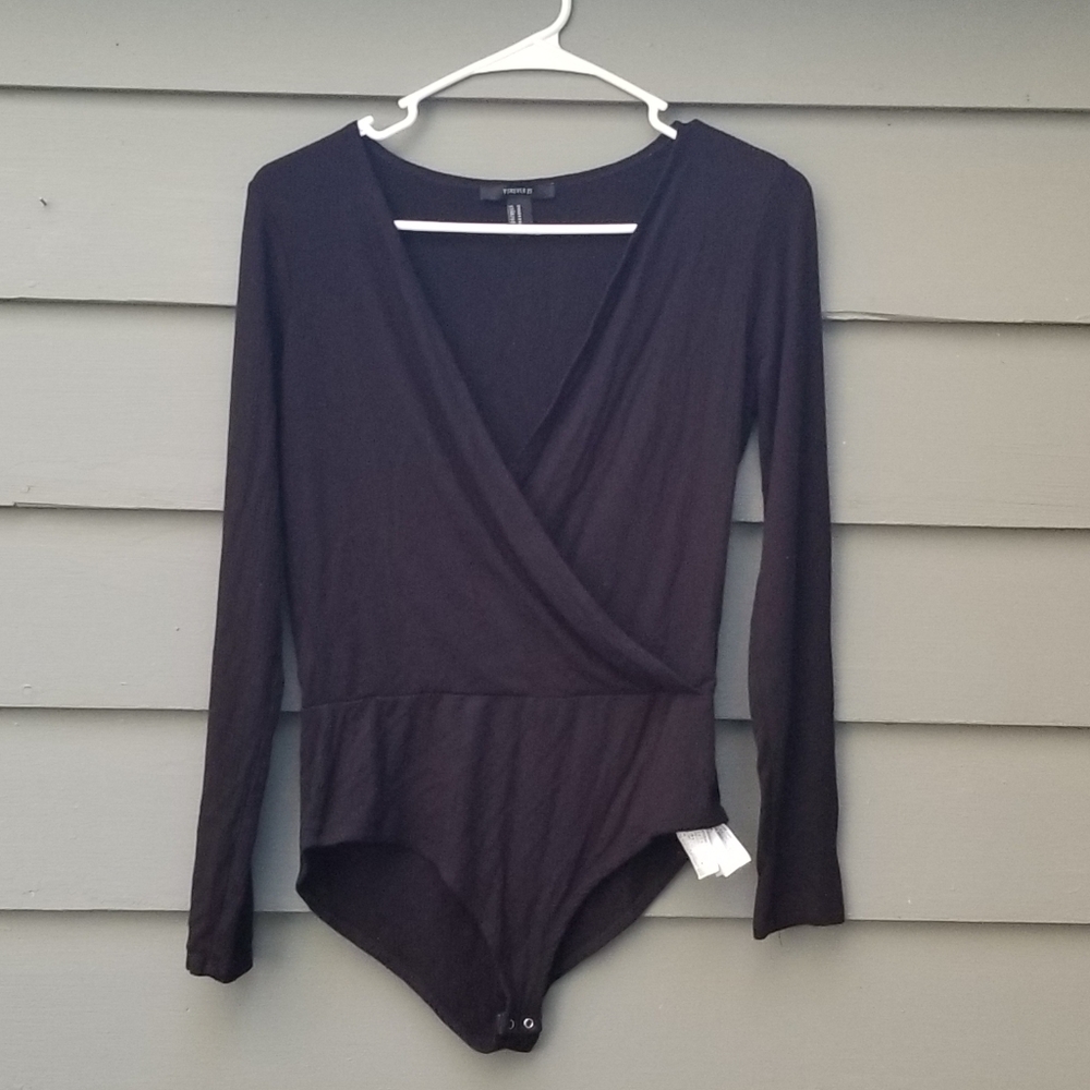 ✨Forever 21 Bodysuit